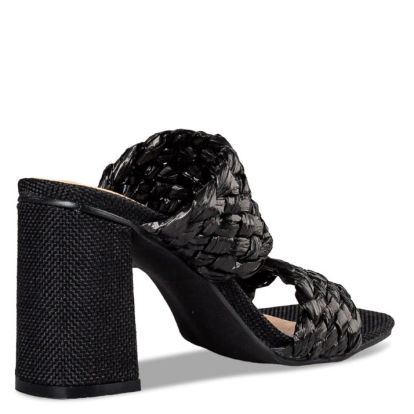 BRAIDED STRAW MULES φωτογραφία