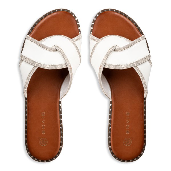 FLAT SANDALS