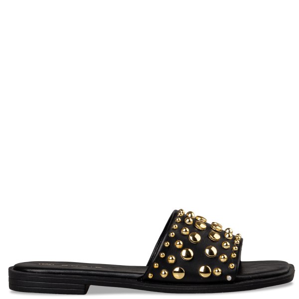 FLAT SANDALS