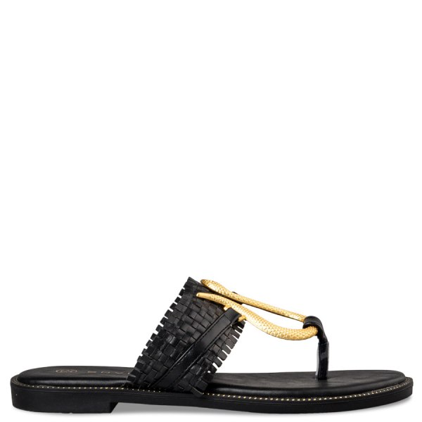 FLAT SANDALS