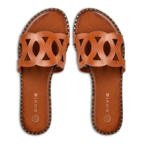  FLAT SANDALS 2025