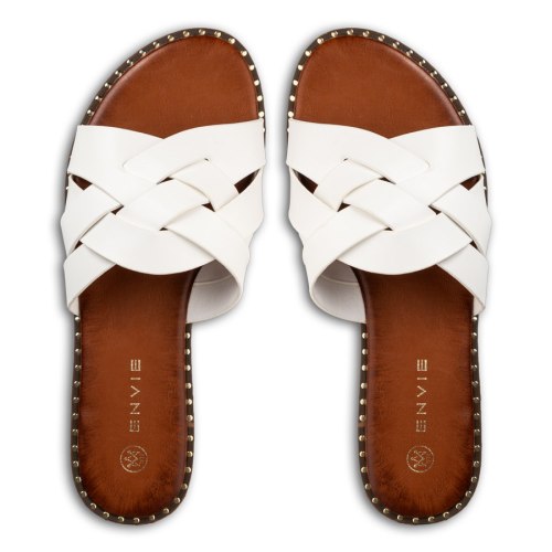  FLAT SANDALS 2025