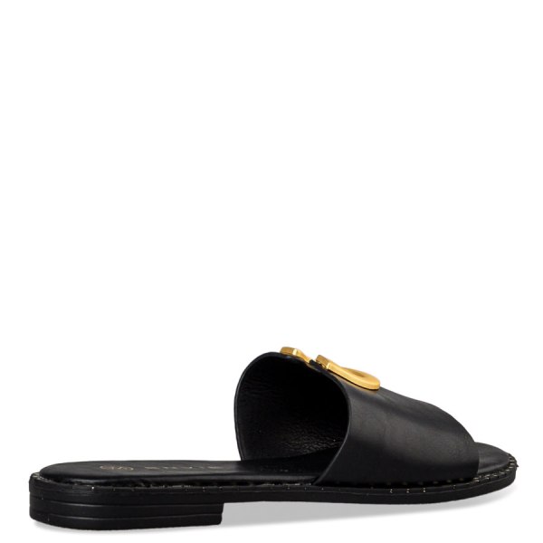 FLAT SANDALS
