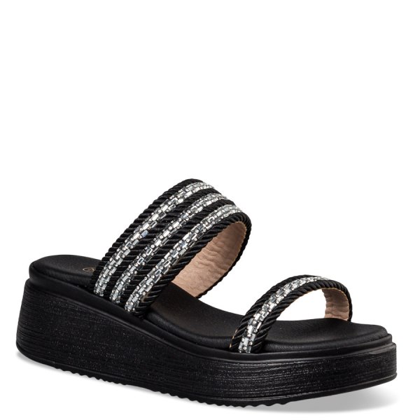 FLATFORM SANDALS