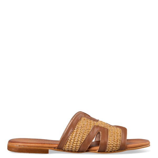 FLAT SANDALS