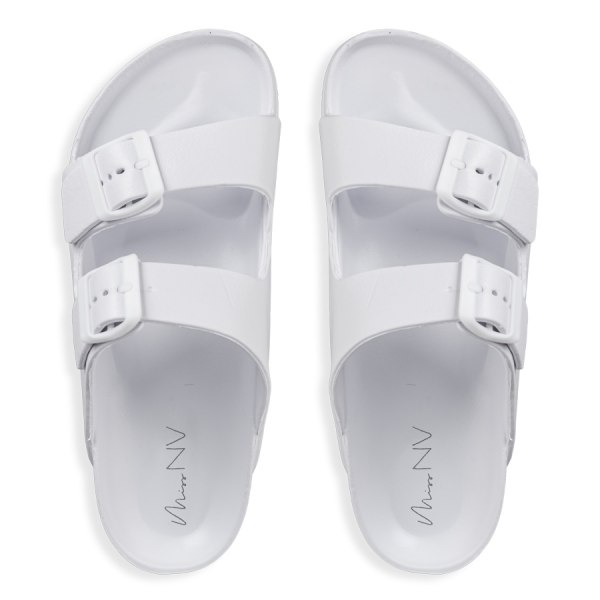 FLAT SANDALS