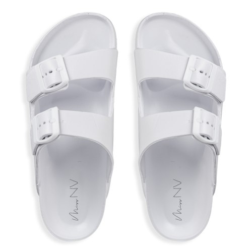  FLAT SANDALS 2025
