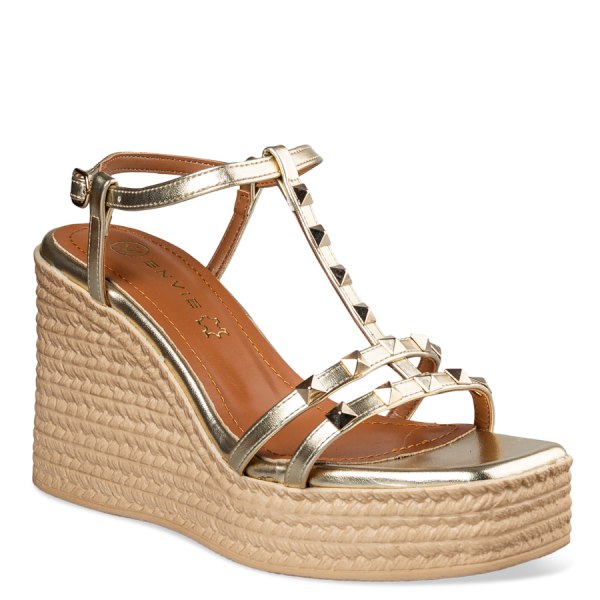 STUDDED WEDGES