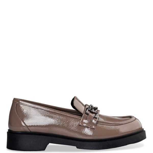 SHINY LOAFERS