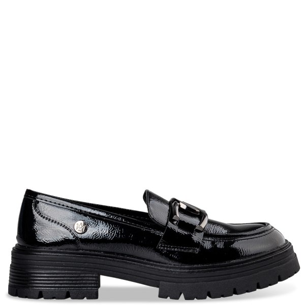 SHINY LOAFERS