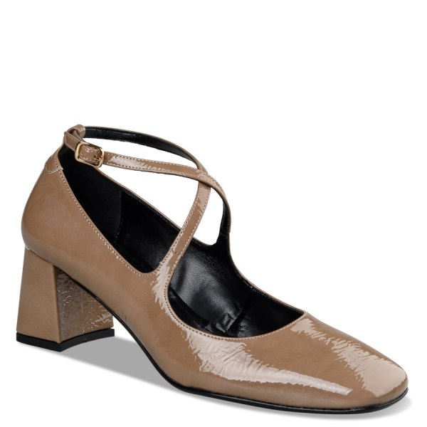 MARY JANES PUMPS