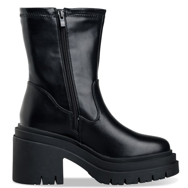 CHUNKY BOOTIES φωτογραφία