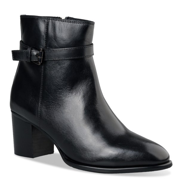 BUCKLE STRAP MID-HEEL BOOTIES