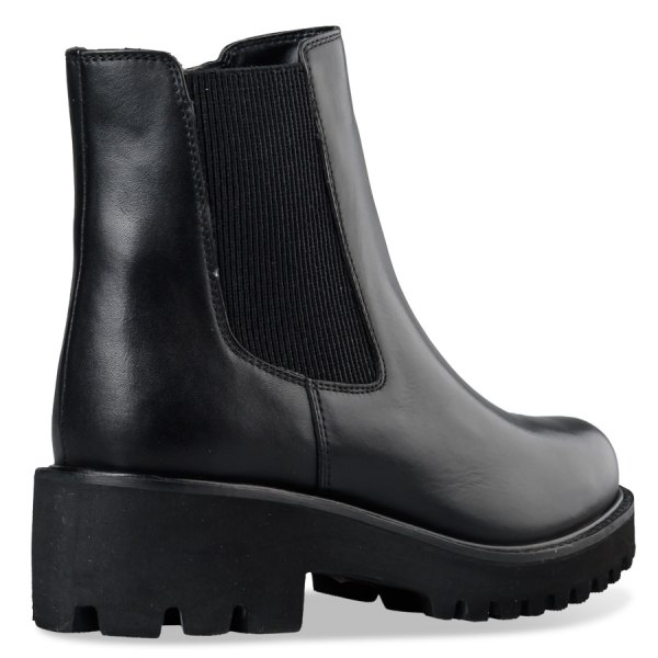 CHELSEA BOOTS φωτογραφία