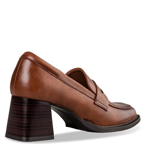 LOW HEEL PUMPS φωτογραφία