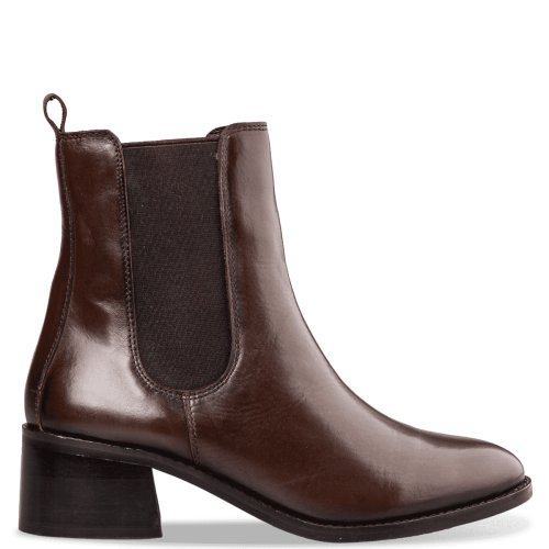  CHELSEA BOOTS 2025