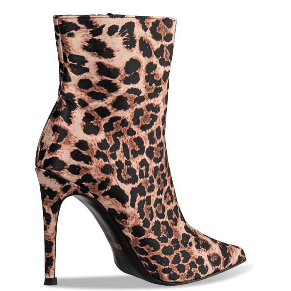 STILETTO BOOTIES φωτογραφία