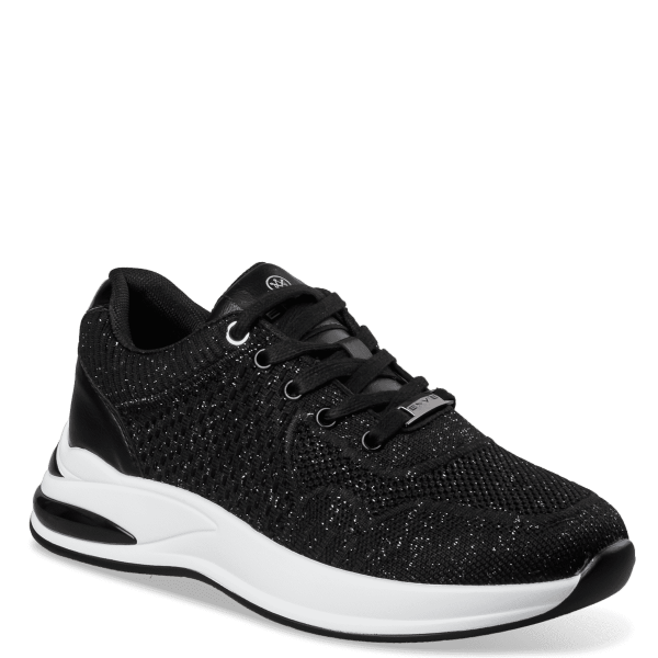 SNEAKERS φωτογραφία