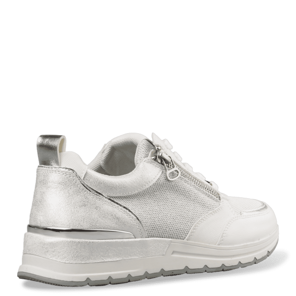 SNEAKERS φωτογραφία