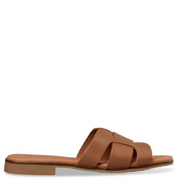 FLAT SANDALS