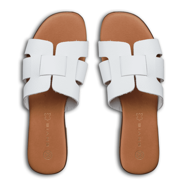 FLAT SANDALS
