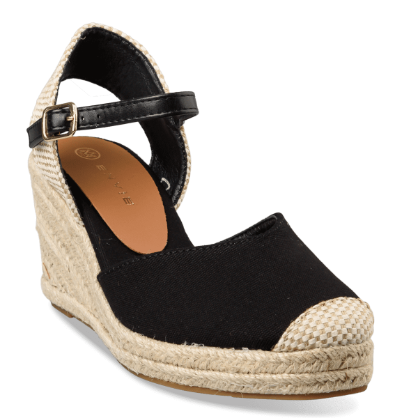 ESPADRILLES