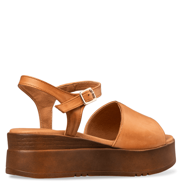 PLATFORM SANDALS φωτογραφία