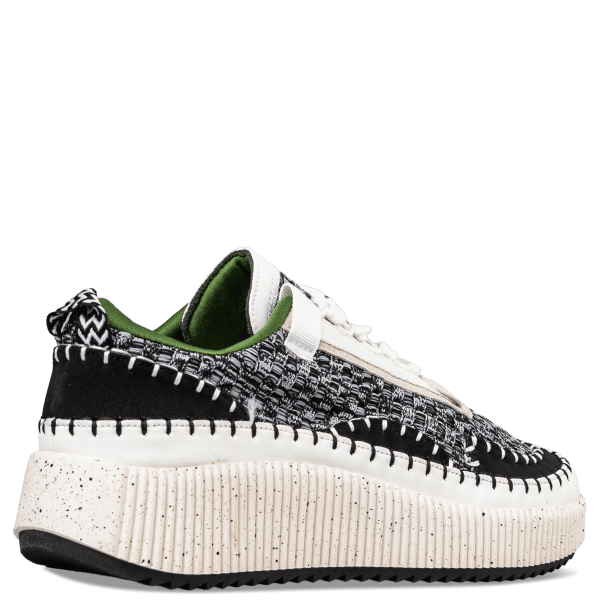SNEAKERS φωτογραφία
