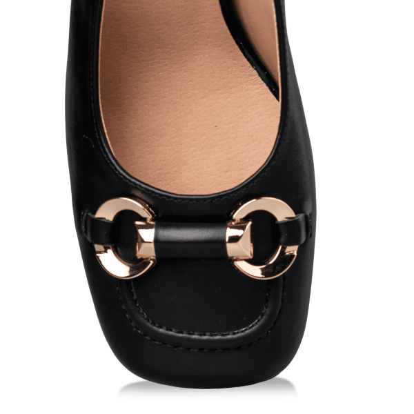 SLINGBACK PUMPS