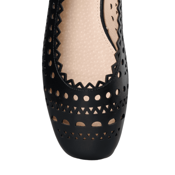 CUT-OUT DETAILED BALLET FLATS φωτογραφία