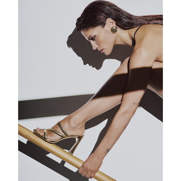 BEVERLY φωτογραφία