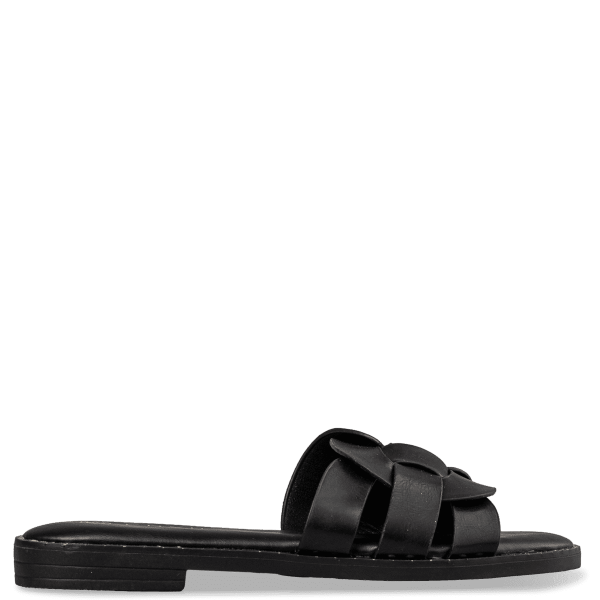 FLAT SANDALS