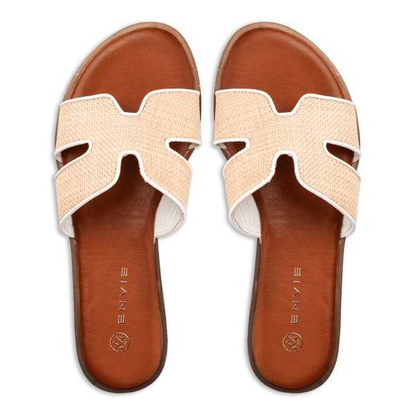 FLAT SANDALS