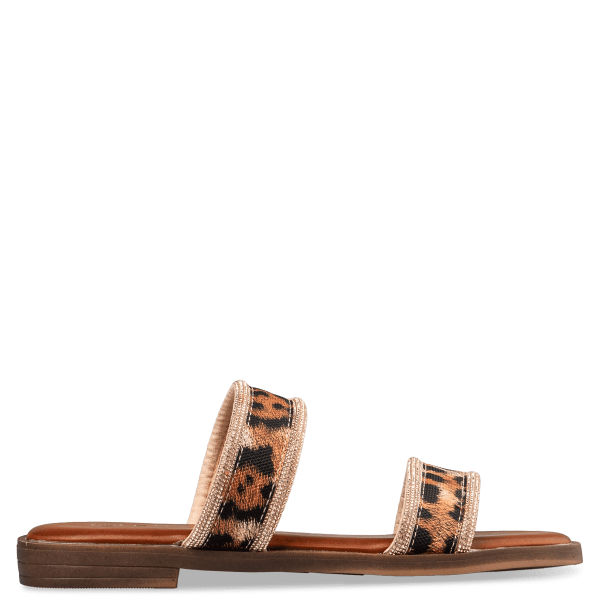 FLAT SANDALS