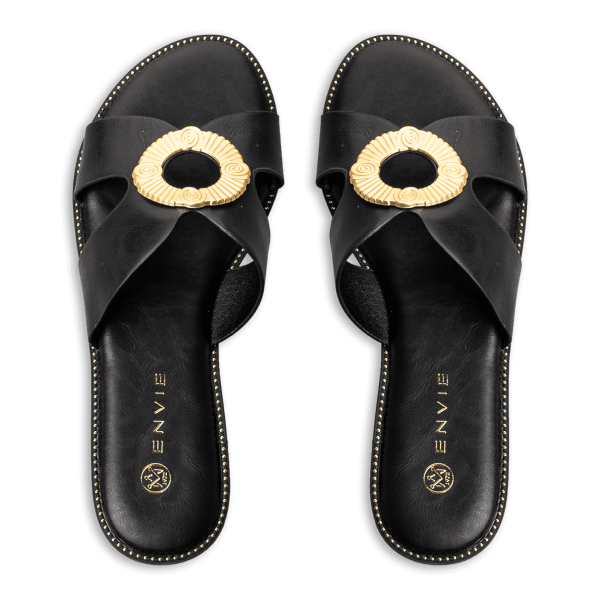 FLAT SANDALS
