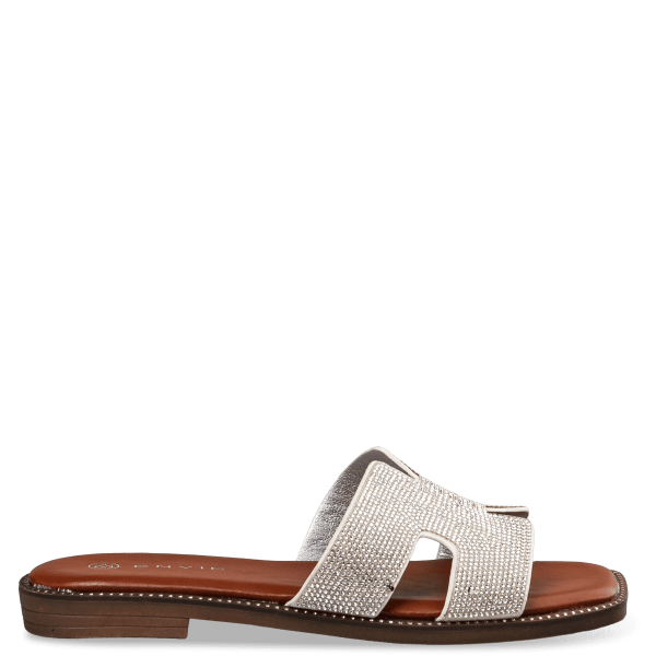 FLAT SANDALS
