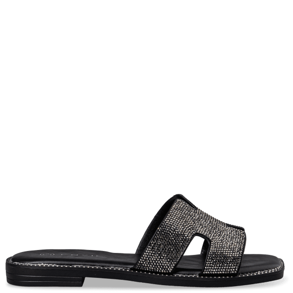 FLAT SANDALS