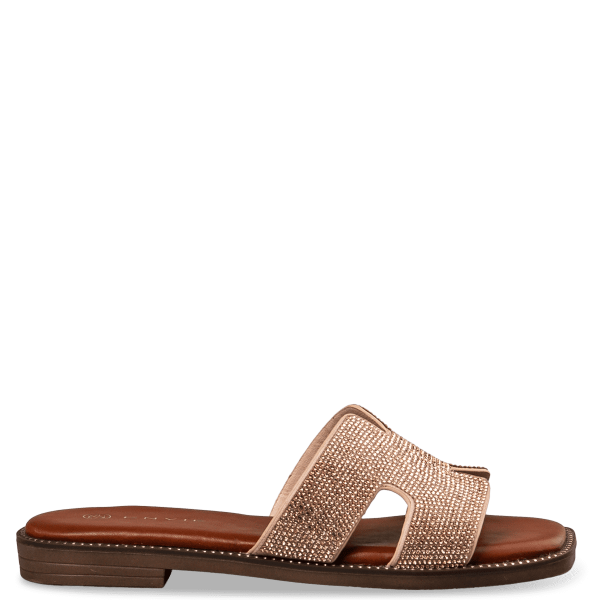 FLAT SANDALS