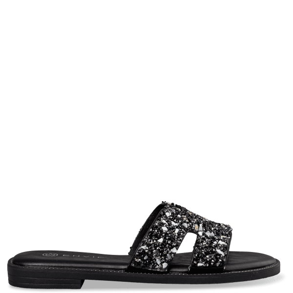 FLAT SANDALS