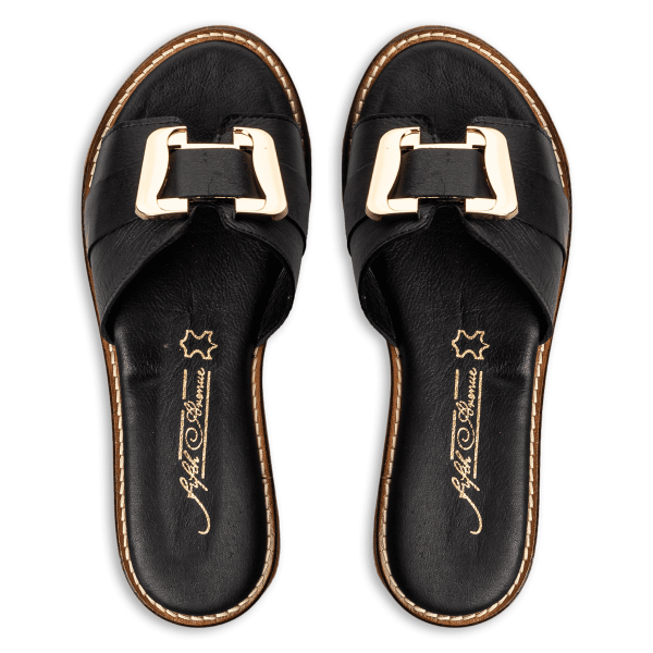 FLAT SANDALS
