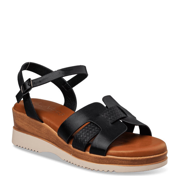 PLATFORM SANDALS