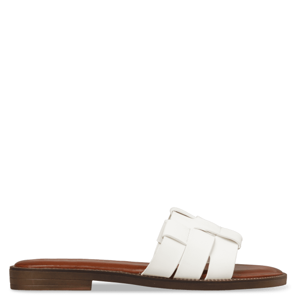 FLAT SANDALS