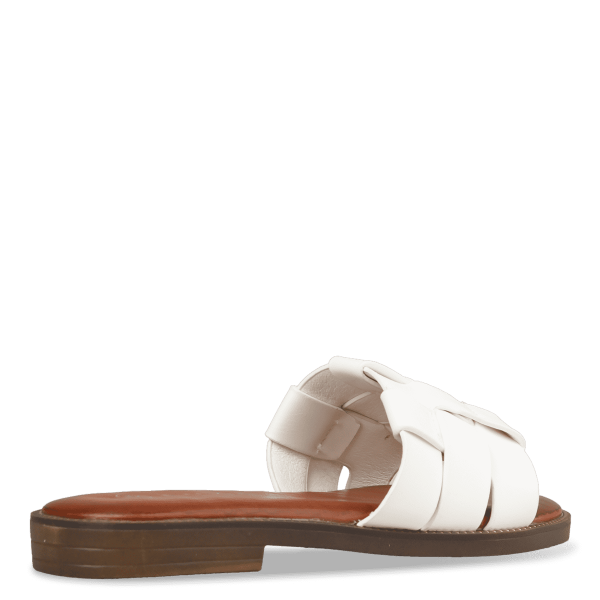 FLAT SANDALS