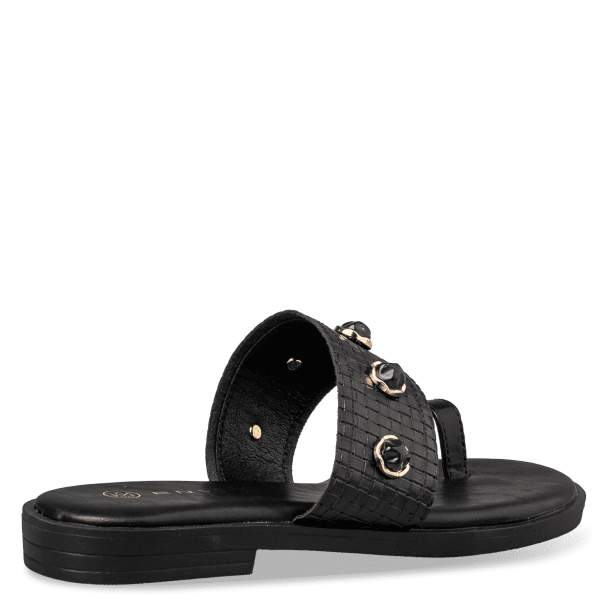 FLAT SANDALS