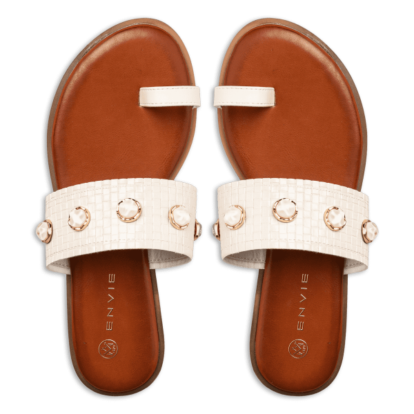 FLAT SANDALS