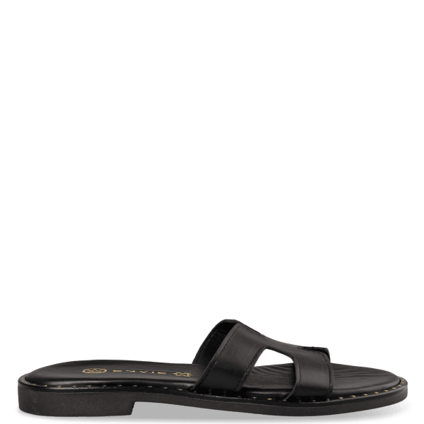 FLAT SANDALS