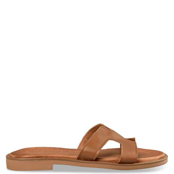 FLAT SANDALS