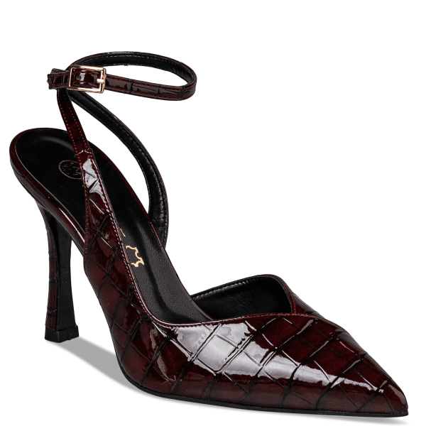 SLINGBACK PUMPS