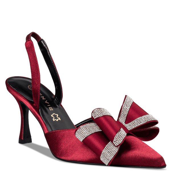 BOW-SLINGBACK PUMPS