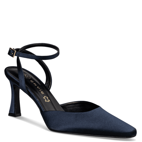 SLINGBACK PUMPS